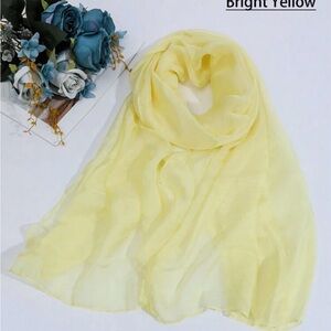 Elegant Yellow Women's Scarf